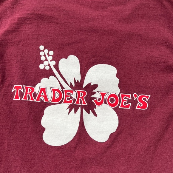Trader Joe’s crew shirt w/short sleeves GUC Burgundy red. - Picture 5 of 5
